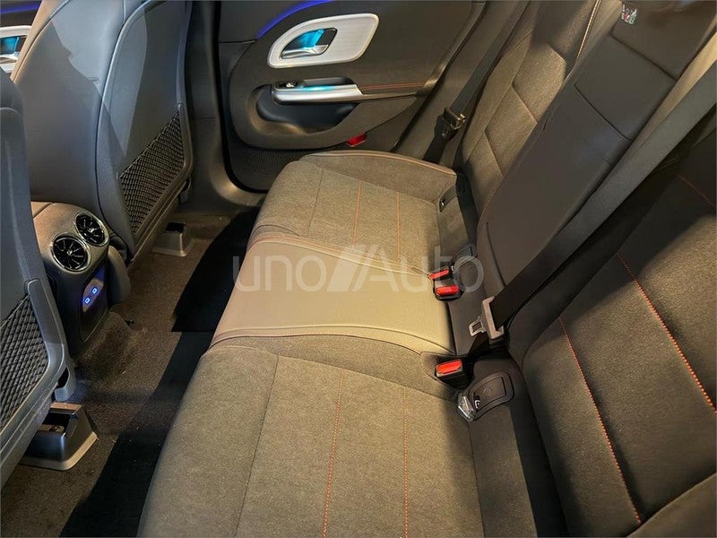 CLASE CLA 180 con tecnología híbrida