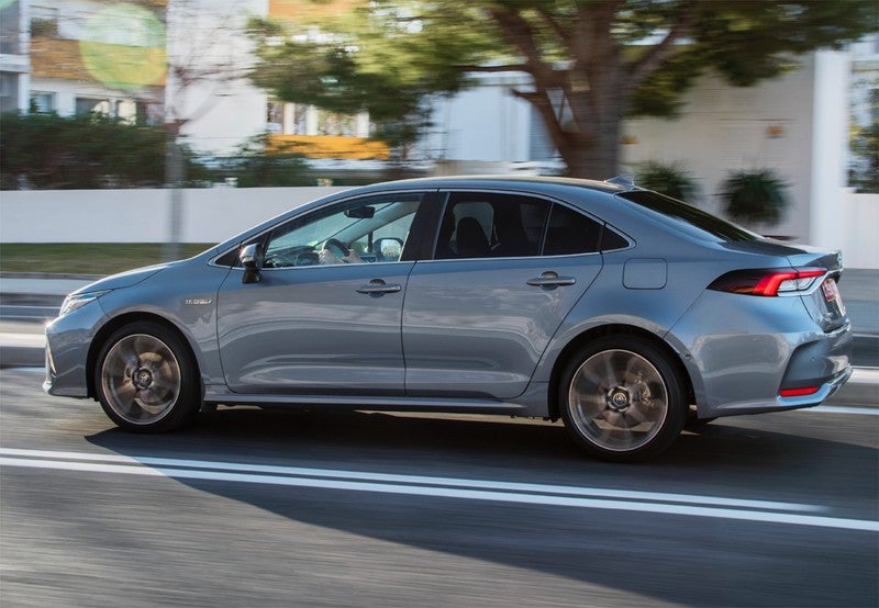 Corolla Sedán 125H Active Tech