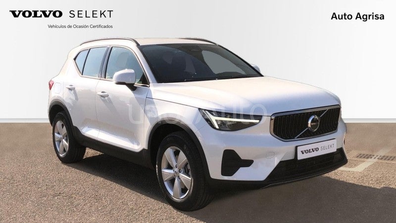XC40 2.0 B3 MHEV ESSENTIAL DCT 163 5P