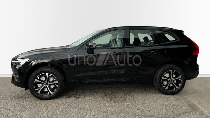 XC60 2.0 B5 P MHEV CORE AUTO 4WD 250 5P