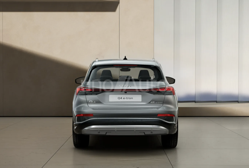 Q4 e-tron 45 Genuine edition 210kW 82KWh