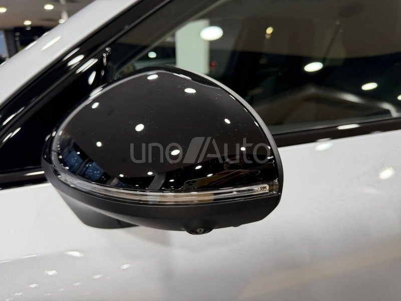 GLC 300 de 4MATIC con tecnología híbrida EQ