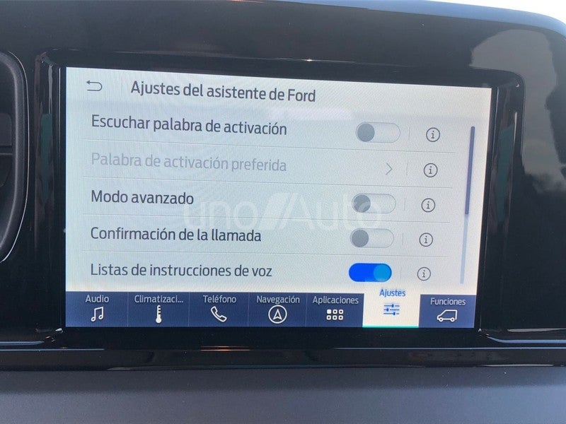 Tourneo Courier 1.0 Ecoboost Titanium