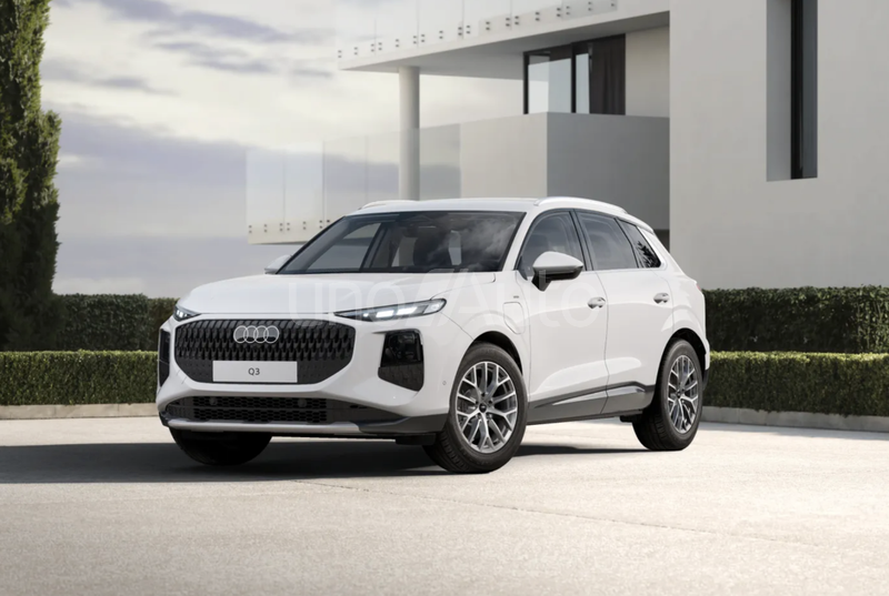 Q3 e-hybrid Business S tronic 200kW