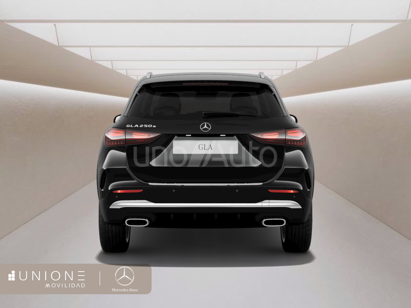 GLA 250 e con tecnología híbrida EQ