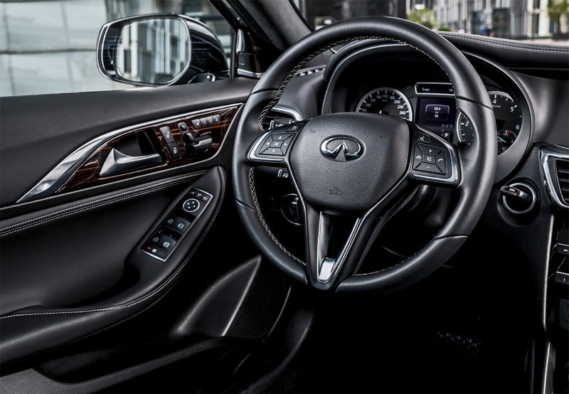 QX30 2.2d Premium AWD 7DCT