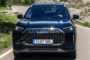 EBRO s800 1.6 TGDI 7DCT Luxury FWD