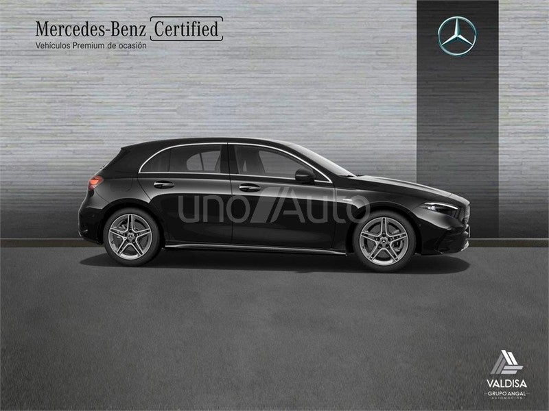 CLASE A 250 e con tecnología híbrida EQ