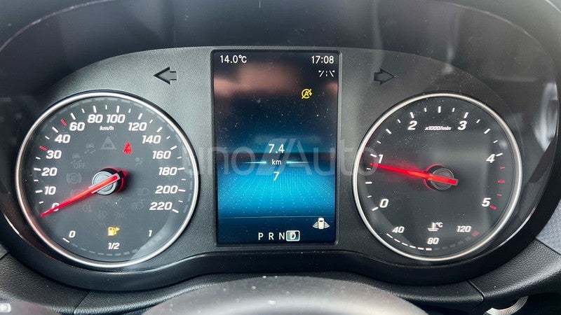 110 CDI 70kW Tourer Base