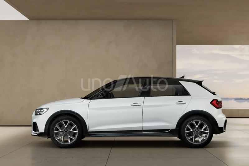 A1 Allstreet 30 TFSI Adrenalin S tronic 85kW