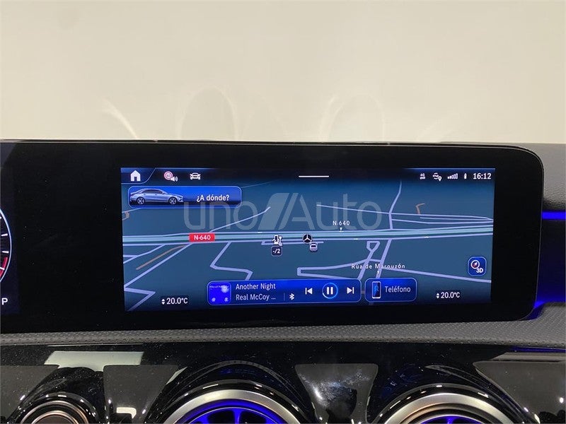 CLASE A 250 e con tecnología híbrida EQ Sedán