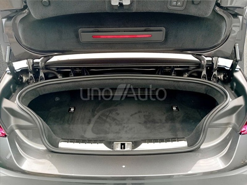 C V8 Speed Convertible