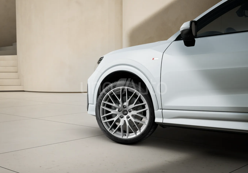 Q2 35 TFSI Adrenalin S tronic 110kW