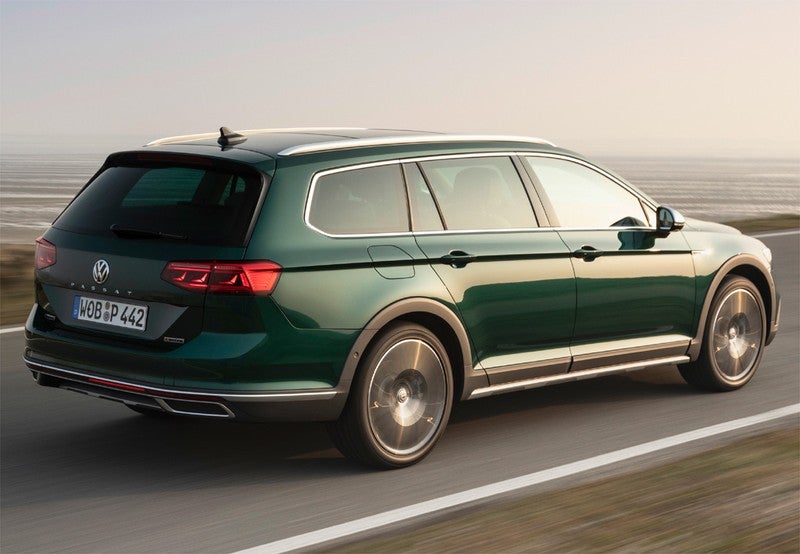 VOLKSWAGEN Passat Alltrack