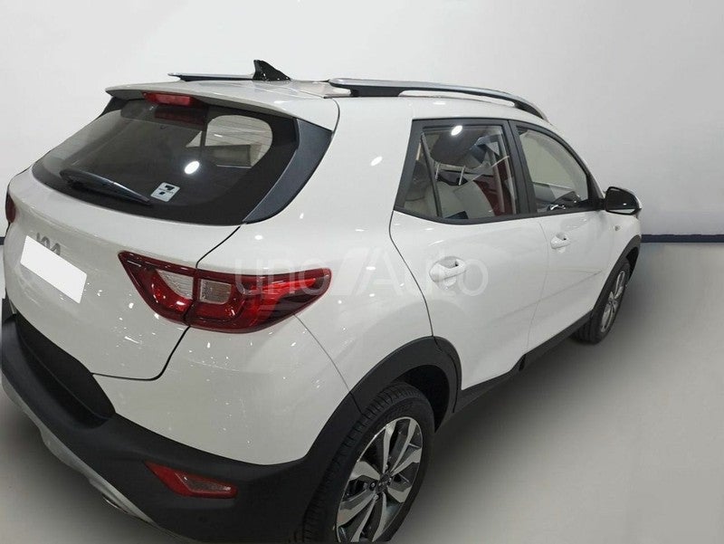 1.0 T-GDi 74kW (100CV) MHEV MT Drive