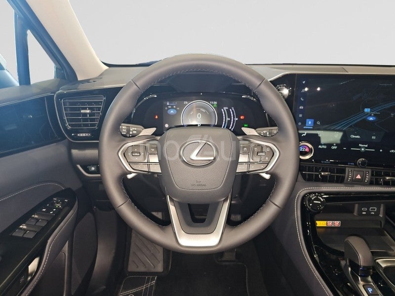 NX 450h+ Premium+ 4WD