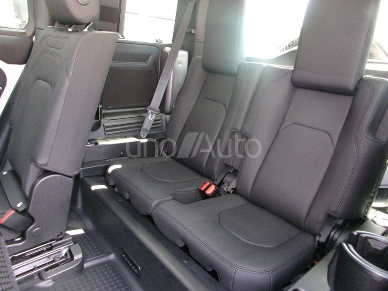 Defender 110 3.0D l6 MHEV S AWD Aut. 250