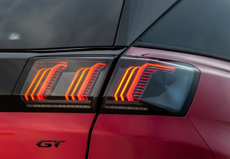 PEUGEOT 3008 SUV