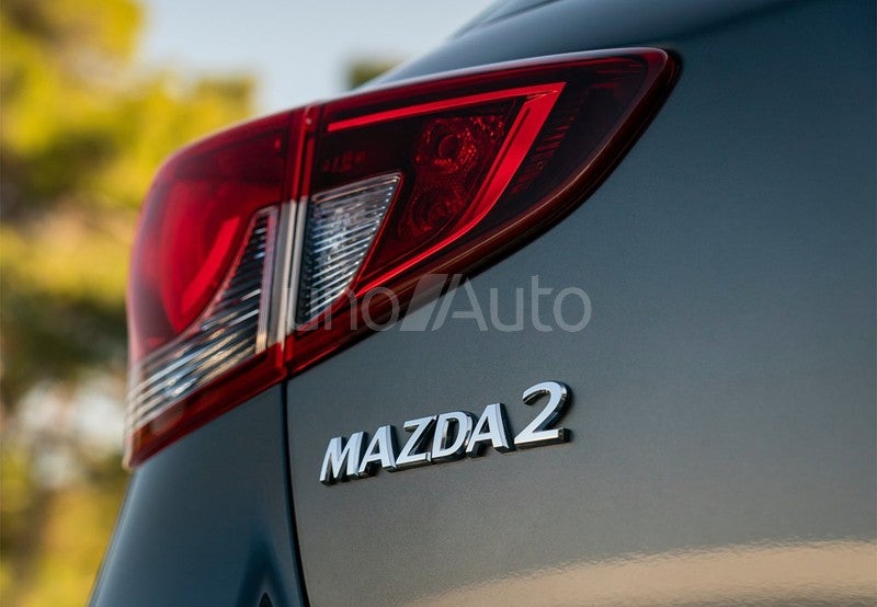 Mazda2 1.5 e-Skyactiv G Center-Line Convenience 66kW
