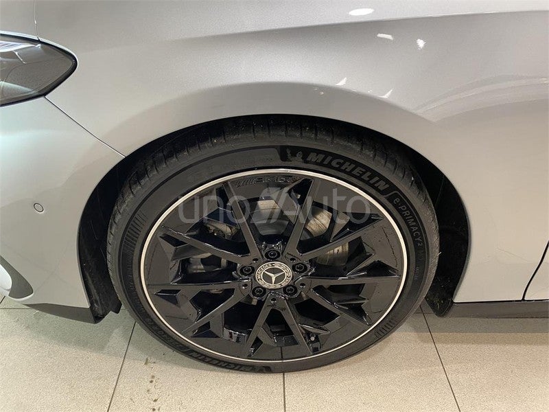 CLASE CLA 220 con tecnología híbrida