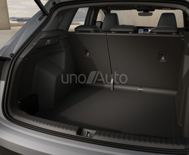 Q4 e-tron Business 150kW 63KWh