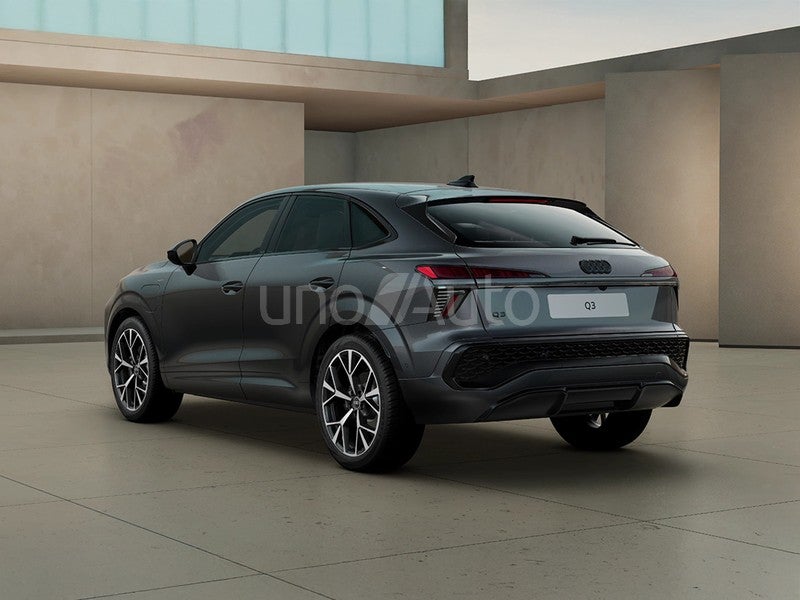 Q3 Sportback e-hybrid Black line S tronic 200kW