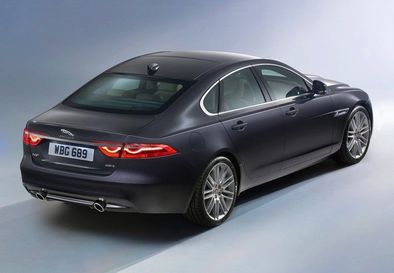 XF 2.0i4D Prestige AWD Aut. 180