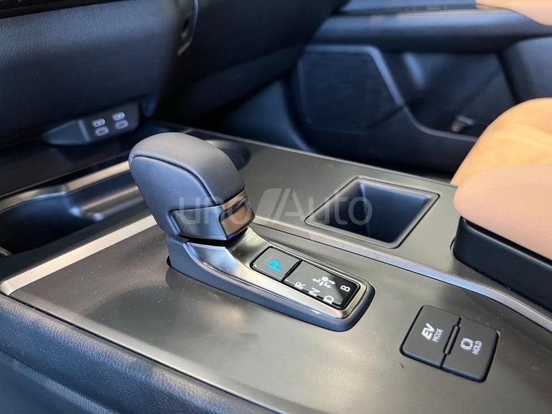 LEXUS UX 2.0 300h  Plus
