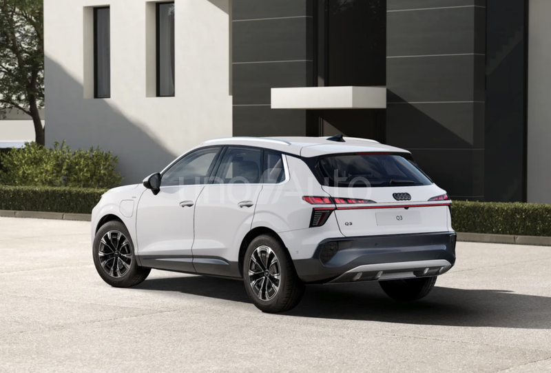 Q3 e-hybrid Advanced S tronic 200kW