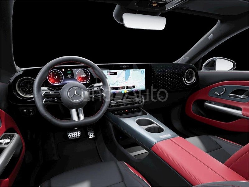 CLASE CLA 180 con tecnología híbrida