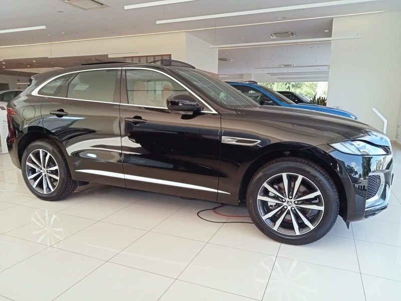 F-Pace 2.0D l4 MHEV R-Dynamic S Aut. AWD 204