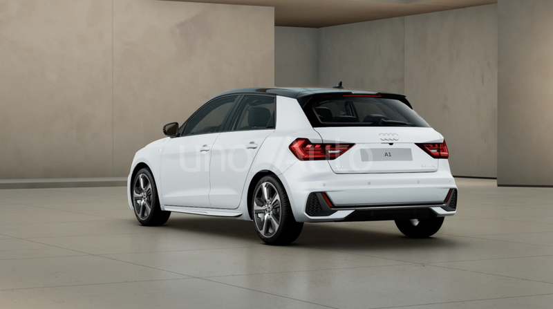 A1 Sportback 35 TFSI Adrenalin S tronic