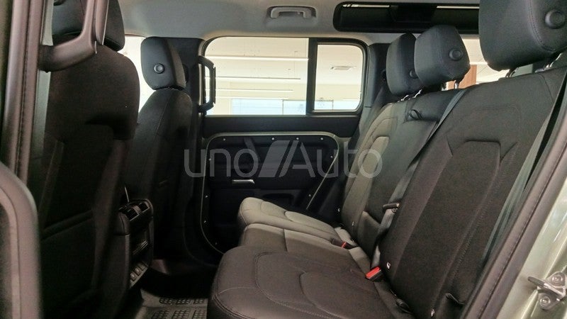Defender 110 3.0D l6 MHEV S AWD Aut. 250