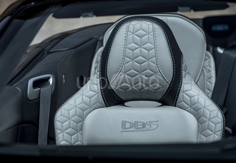 DBS Superleggera Volante