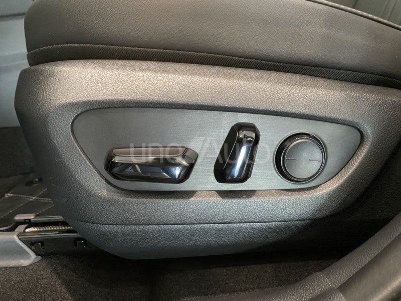 NX 450h+ Premium+ 4WD