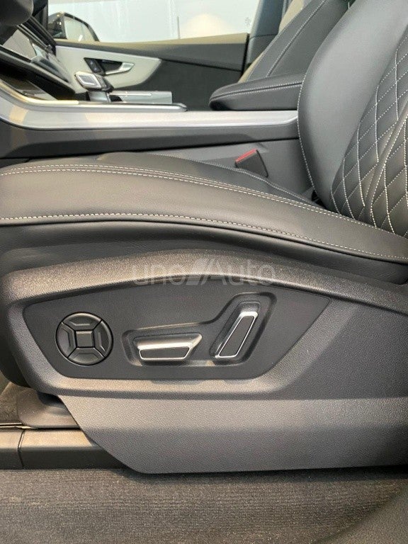 Q8 TFSIe Black line quattro tiptronic 290kW
