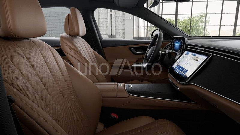 E 300 de con tecnología hibrida EQ