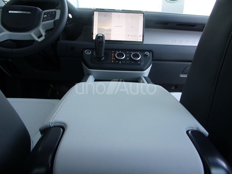 Defender 90 3.0D l6 MHEV S AWD Aut. 250