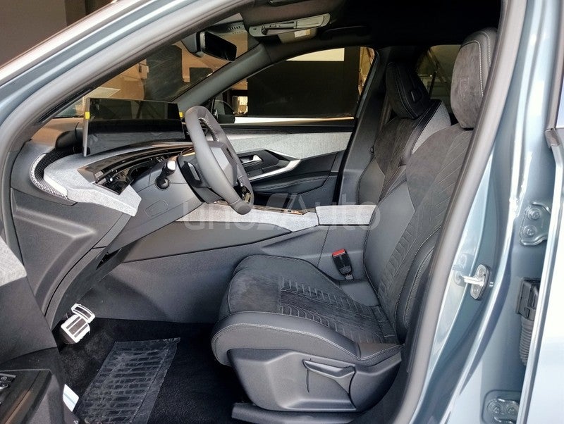 5008 Hybrid GT Exclusive eDCS6 145
