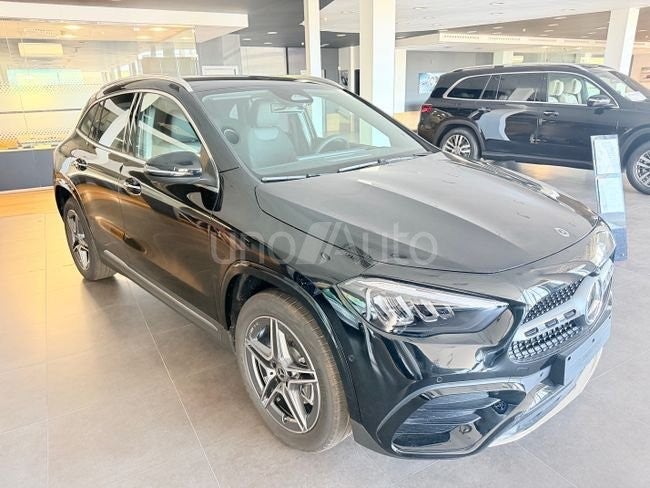 GLA 250 e con tecnología híbrida EQ