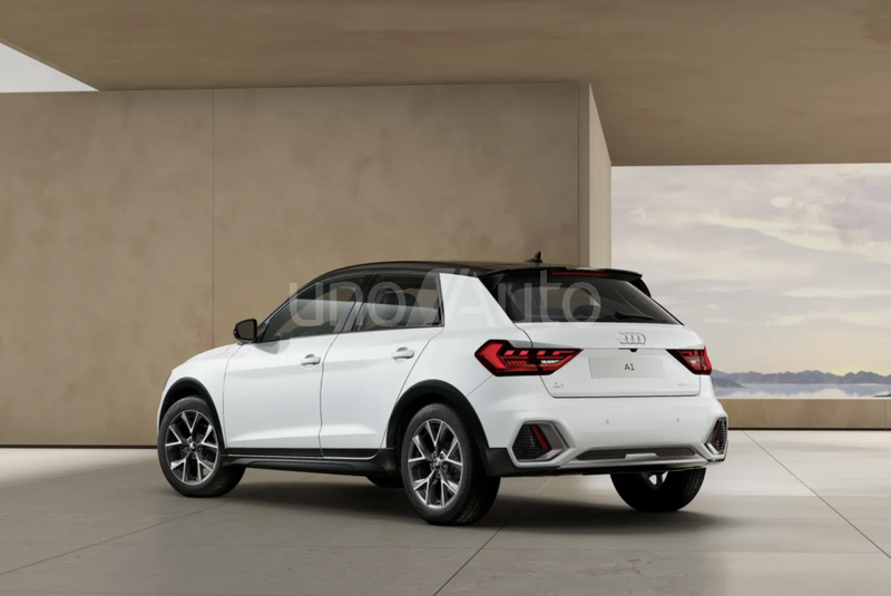 A1 Allstreet 30 TFSI Adrenalin S tronic 85kW