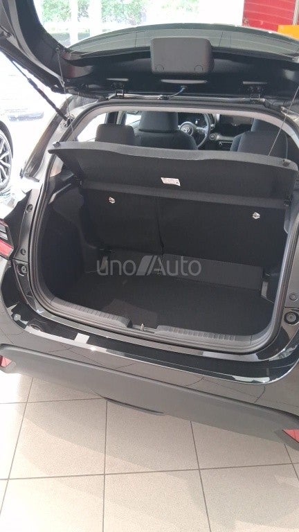 Yaris 120H 1.5 Active Plus