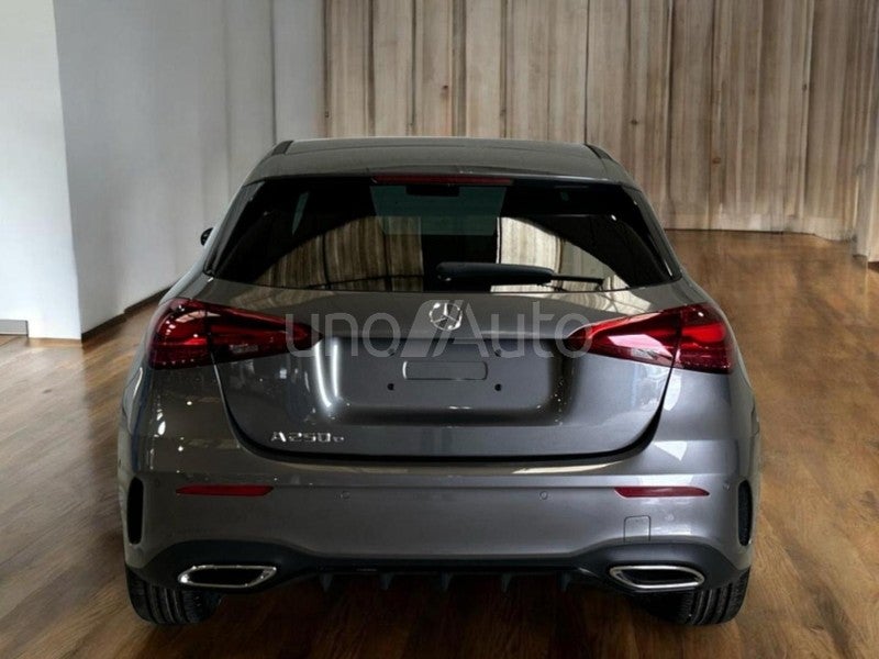 A 250e Progressive Line Advanced 8G-DCT