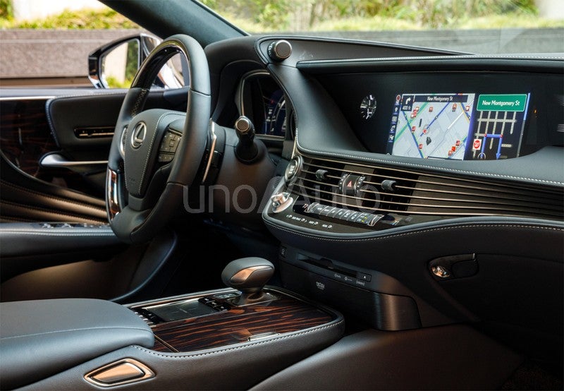 LEXUS LS