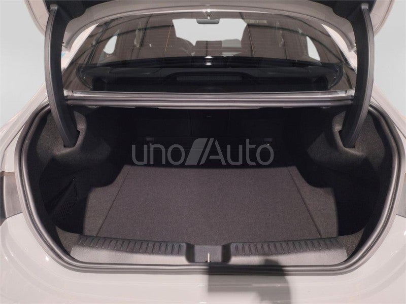 CLA Eléctrico 250+