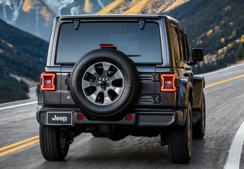 Wrangler Unlimited 2.0T GME Sahara 8ATX