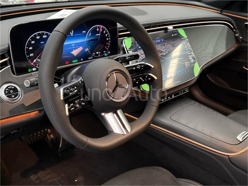 CLASE E 300 de berlina con tecnología híbrida EQ