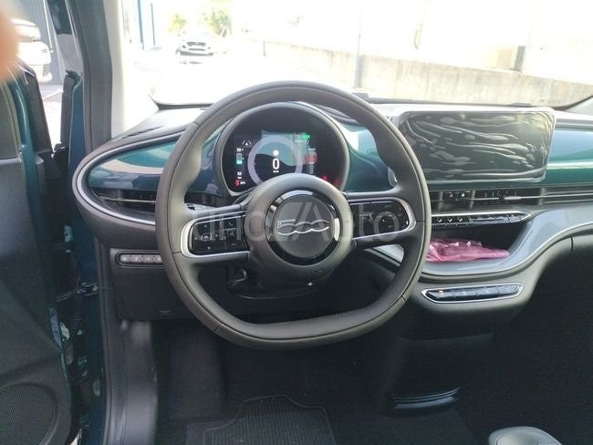 ICON hb 190km 70kW (95cv)