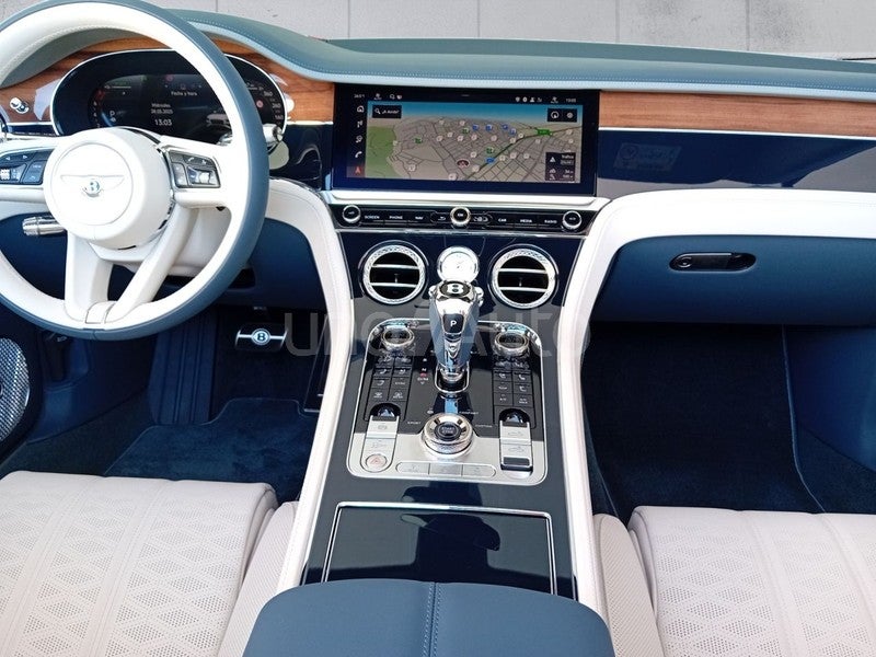 C V8 Speed Convertible