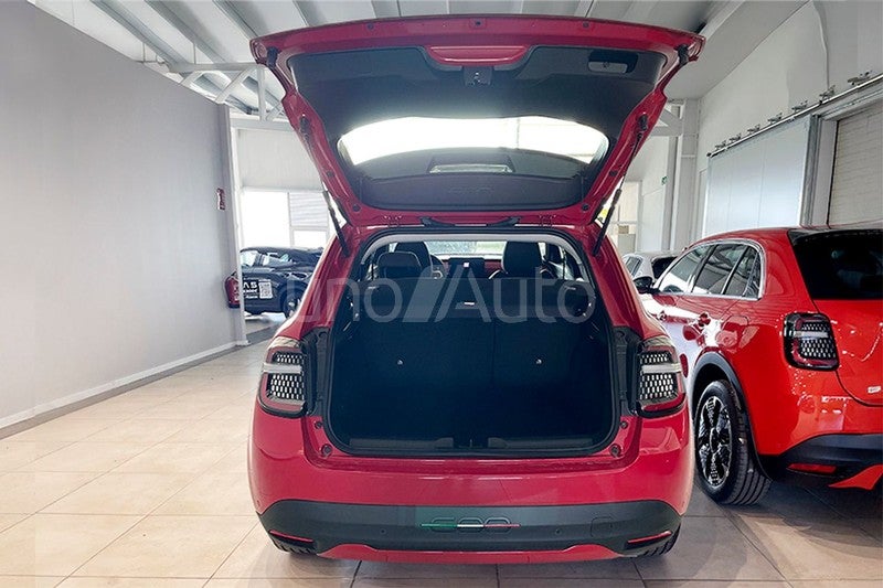 e RED 54kwh 115kw (156cv)